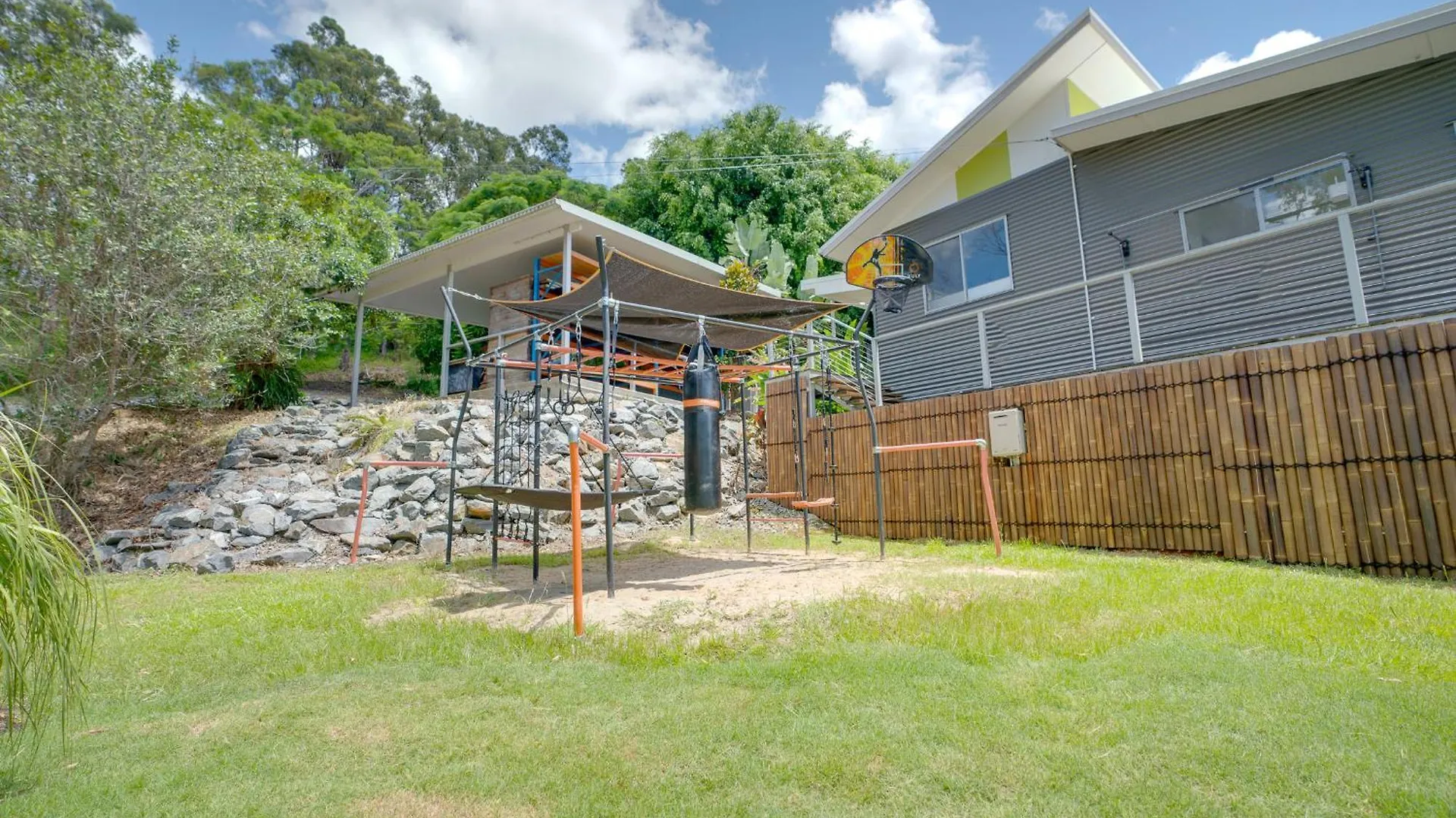 Luxurious 4-Br Hinterland Retreat - Scenic Views Villa Wongawallan 0*,