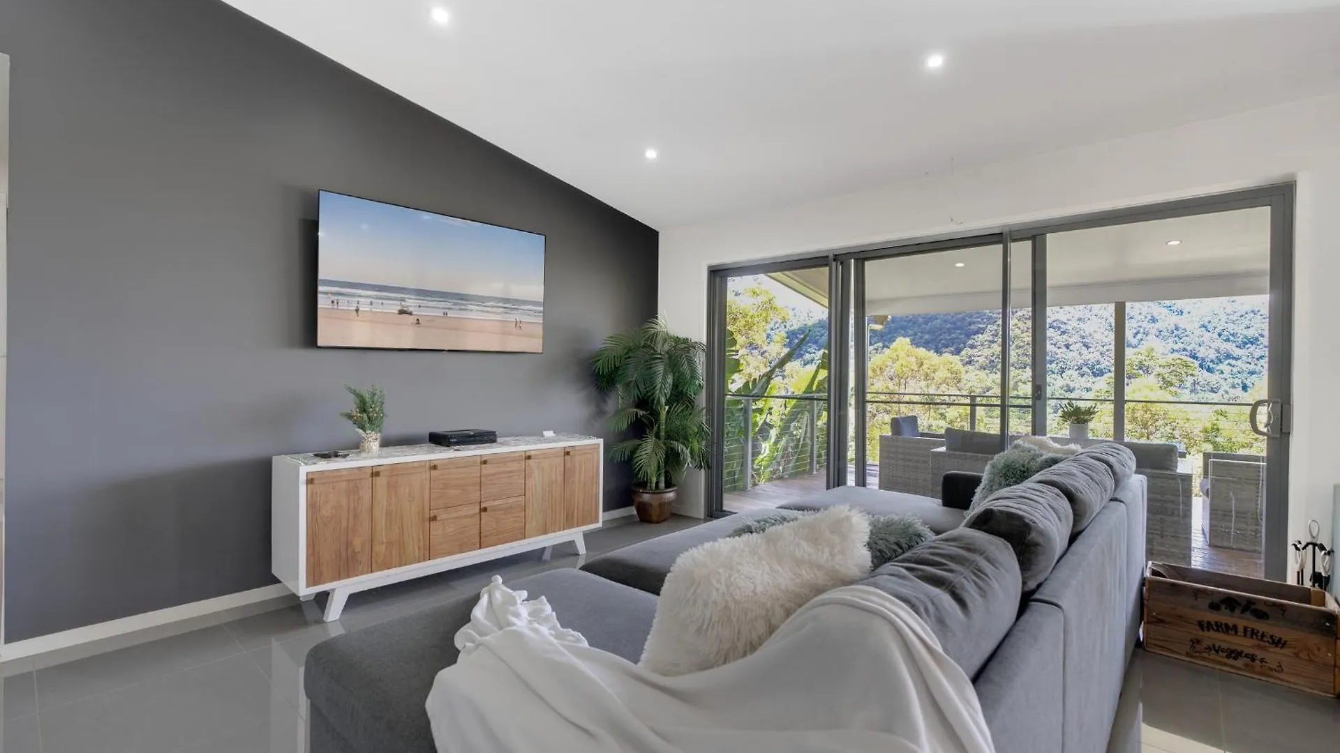 Luxurious 4-Br Hinterland Retreat - Scenic Views Villa Wongawallan 0*,